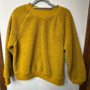 Old Navy Sherpa Crew Neck Sweatshirt in Mustard - Size Medium